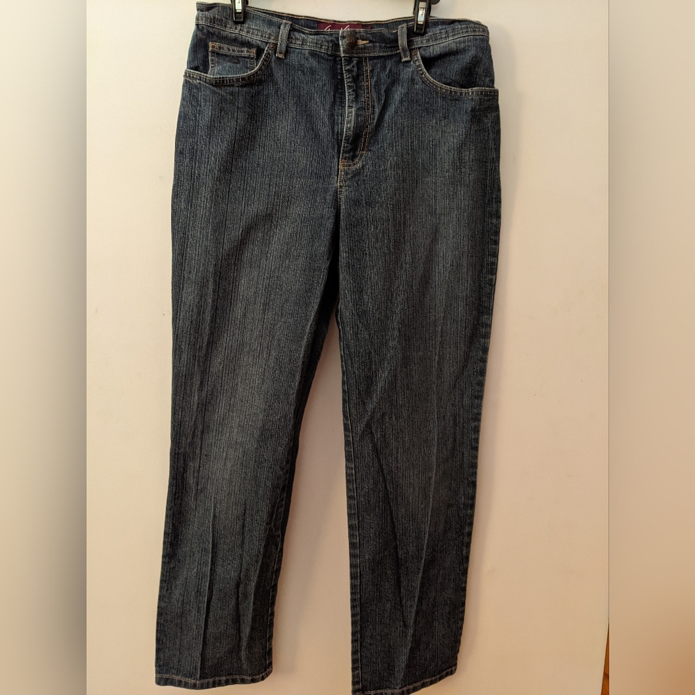 Gloria Vanderbilt Navy denim Amanda Jeans size 14 Average,  Broken In, Orig. Own